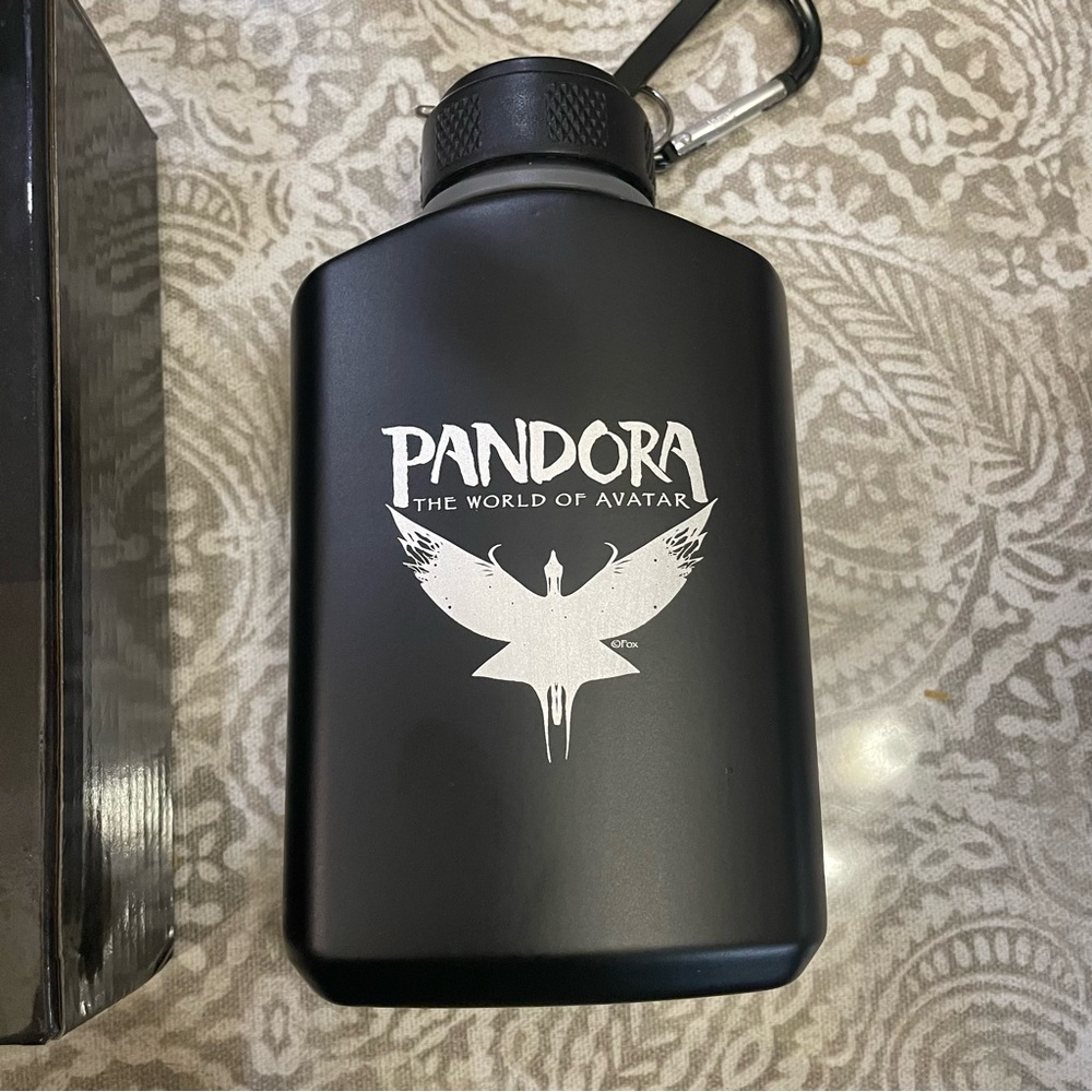 High Sierra for Leeds NWT black Pandora the world of avatar rugged flask. - Picture 7 of 7